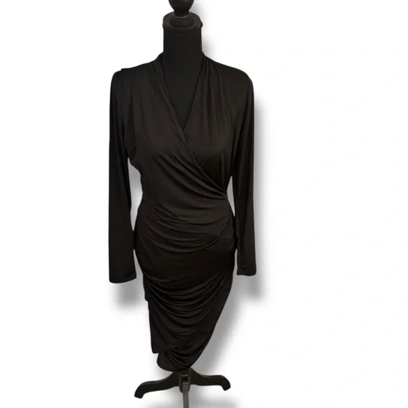 Elegant Black Wrap Dress - Picture 5 of 11